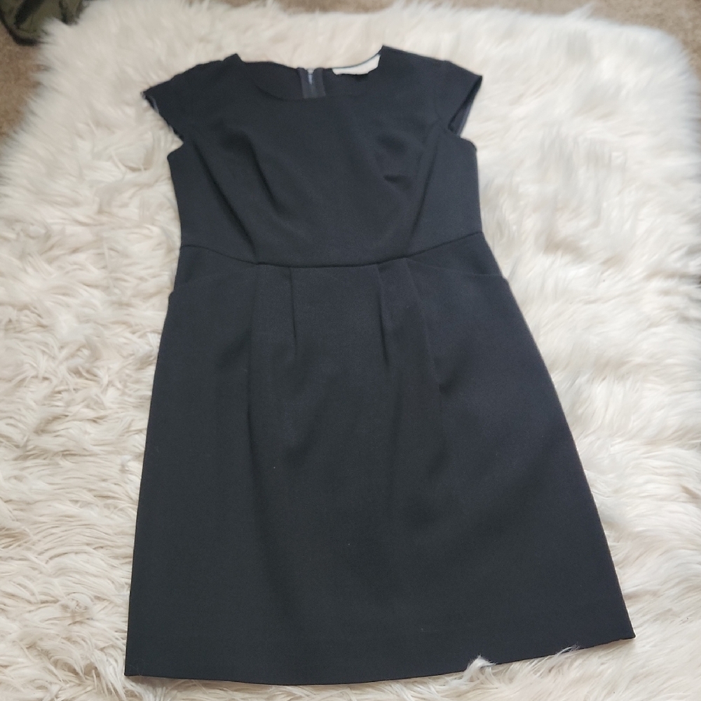 Ann Taylor Loft black dress- 00P
